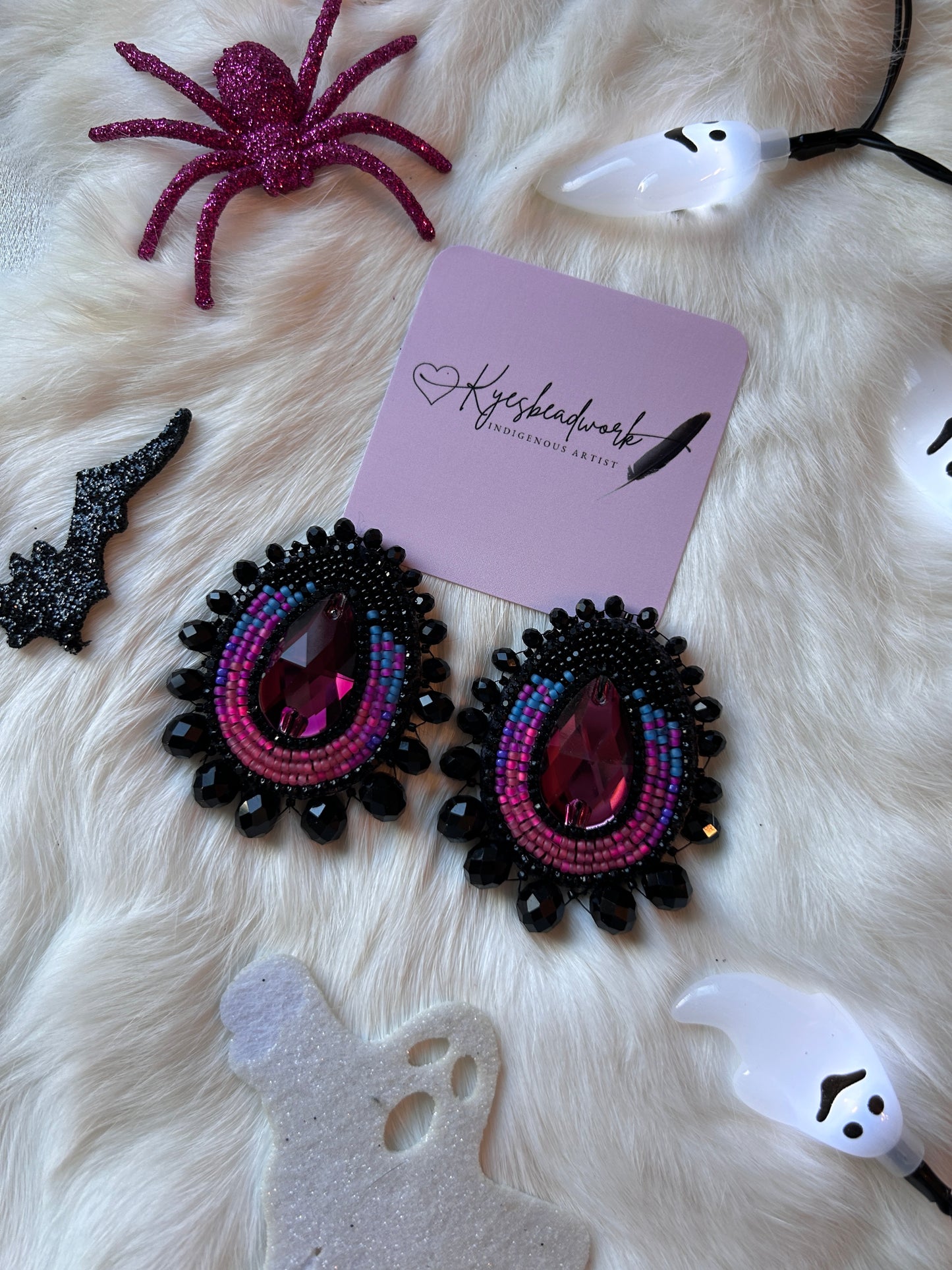 Spooky Ombré Beaded Earrings & Dentalium Set