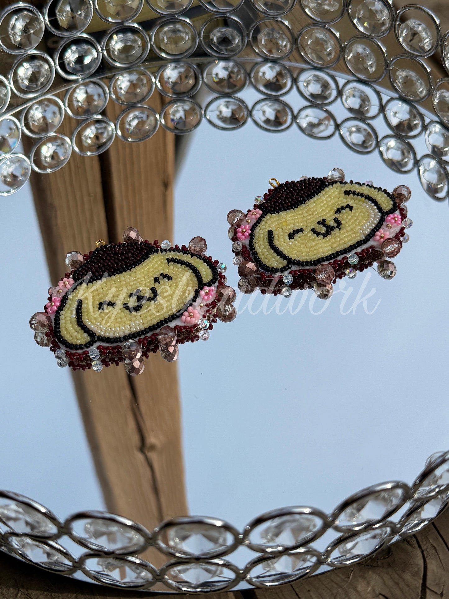 Pompompurin Flower Beaded Earrings