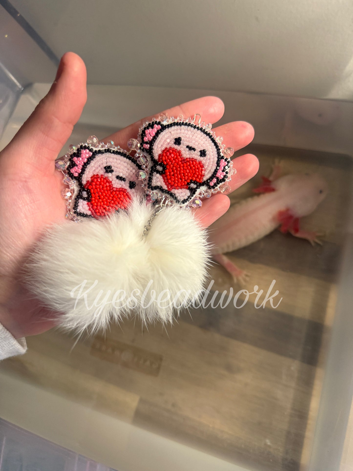 Axolotl & Hearts With Detachable Rabbit Poms ♡