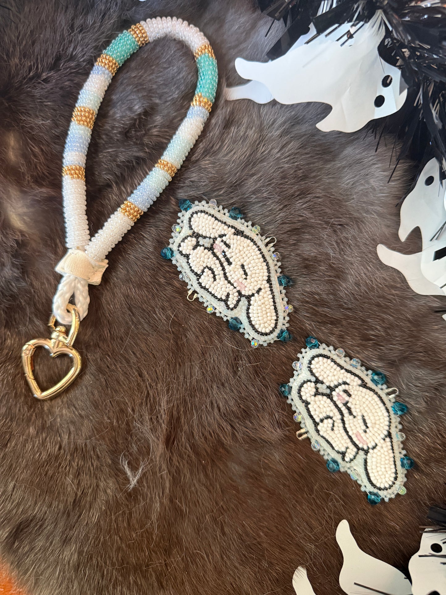 Cinnamoroll Beaded Set! Detachable Rabbit Poms & Lanyard