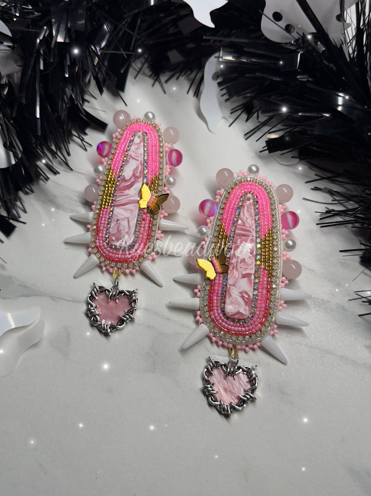 Marble Pink Spiked Earrings with Charm Hearts